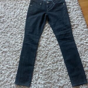 Guess Women's Dark Blue Super low rise skinny Jeans size 28